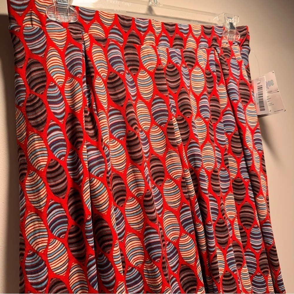 LuLaRoe Madison Pleated Skirt Extra Large 18-20 Hidden Pockets Soft Stretchy Mid - Picture 6 of 15